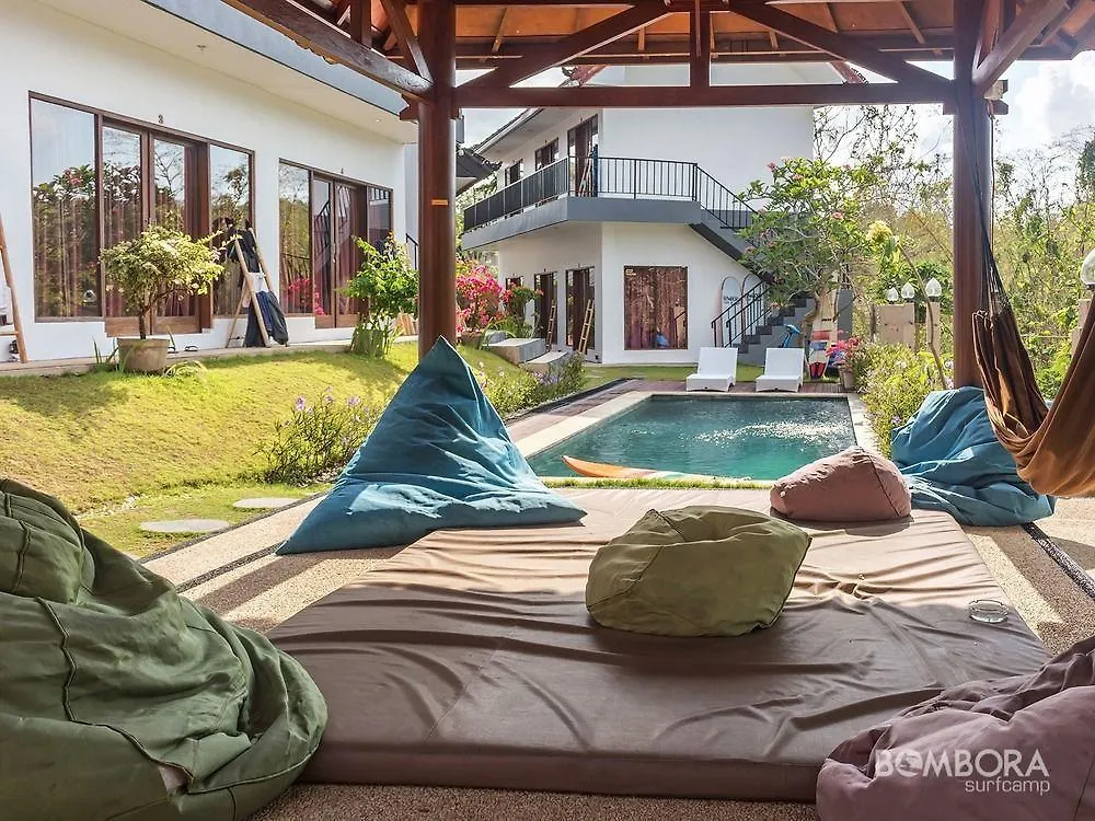 Bombora Surf Camp Hotel Uluwatu  Guest house Uluwatu (Bali)