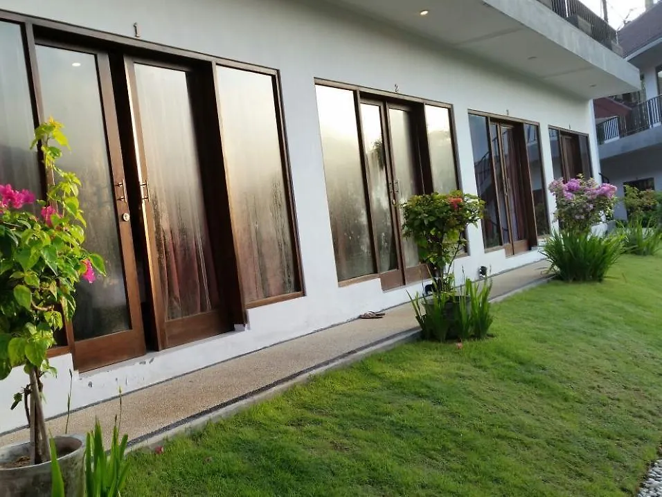 Bombora Surf Camp Hotel Uluwatu  Uluwatu (Bali)